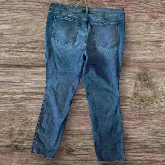 Old Navy Women’s Plus Extra high rise rockstar super skinny jeans size 24 - Picture 4 of 6